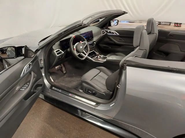 BMW M4 Cabrio Competition xDrive