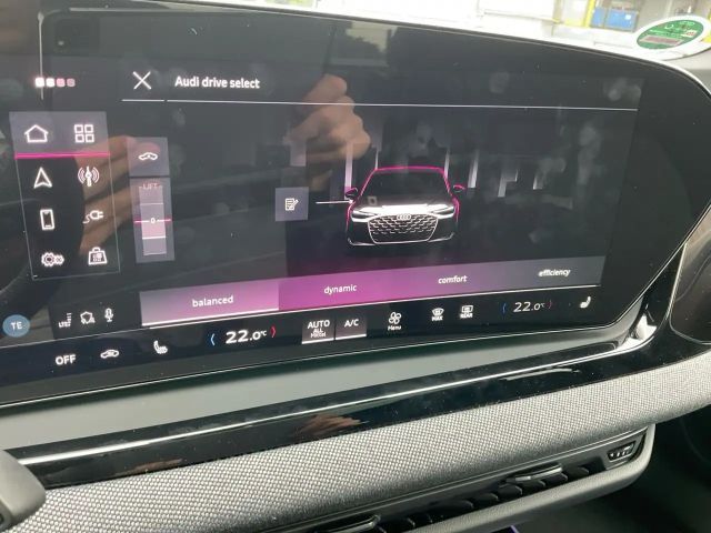 Audi A6 Hybride Quattro S-Line Sedan