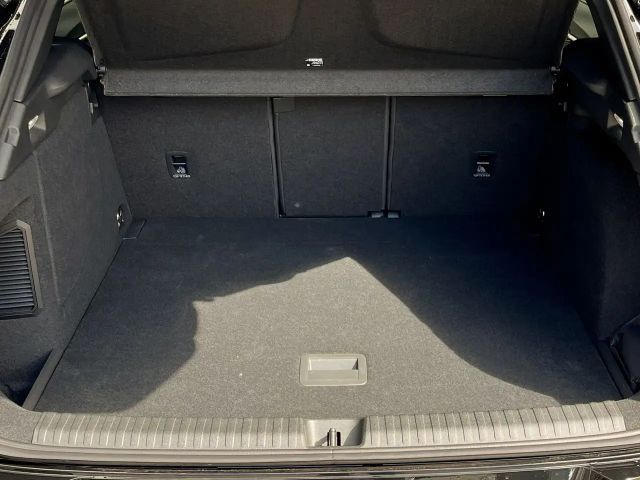 Cupra Terramar 1.5 e-Hybrid VZ