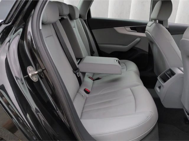 Audi A4 35 TFSI Avant S-Line