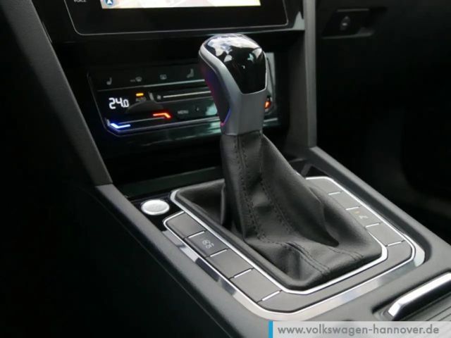 Volkswagen Passat 1.5 TSI Business Variant