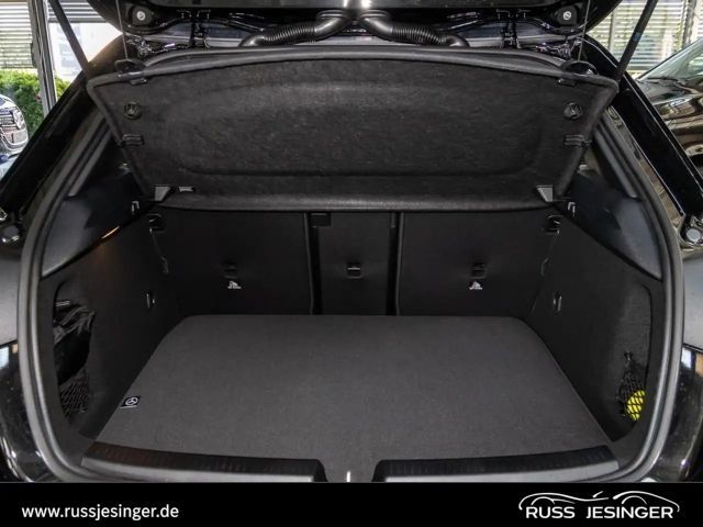 Mercedes-Benz A 200 AMG Line