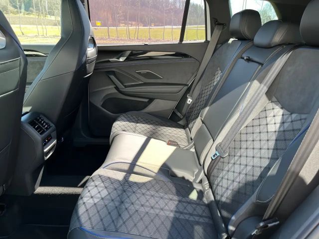 Volkswagen Tayron 2.0 TDI DSG R-Line