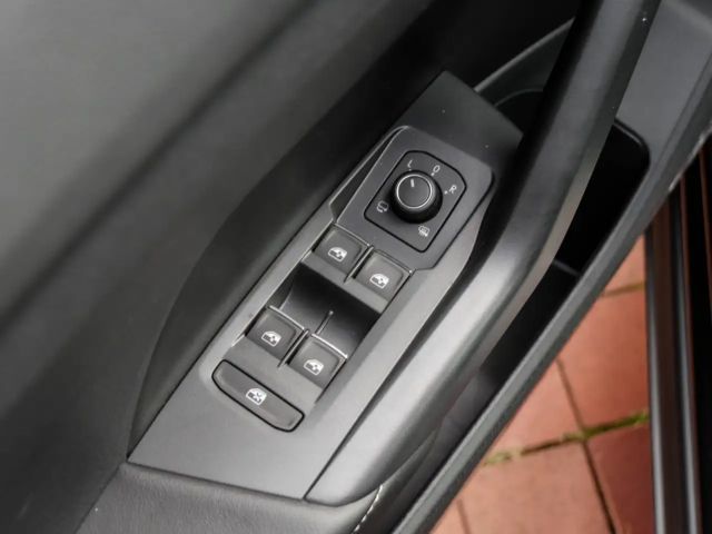 Volkswagen T-Cross 1.5 TSI DSG IQ.Drive R-Line