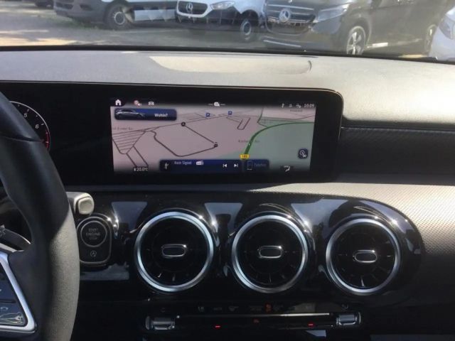 Mercedes-Benz A 180 Progressive