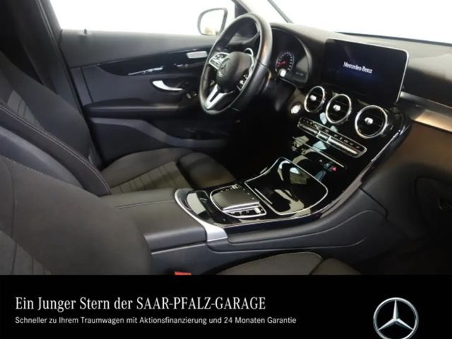 Mercedes-Benz GLC 300 4MATIC GLC 300 e