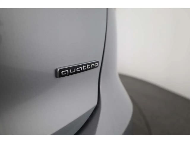 Audi Q4 e-tron S-Line