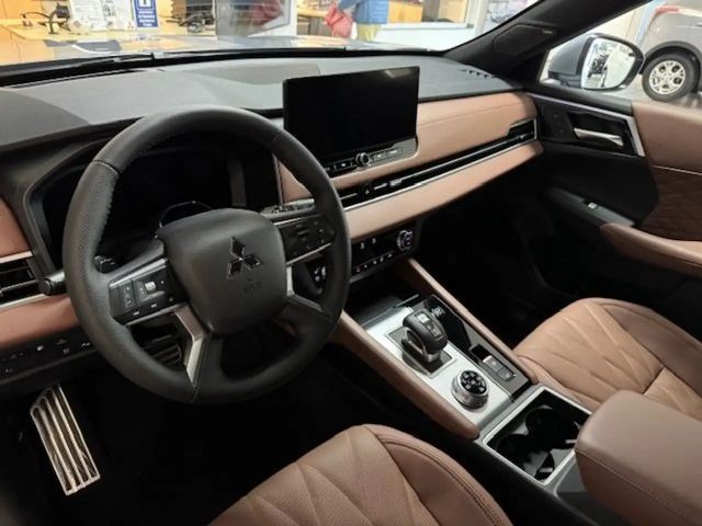 Mitsubishi Outlander 4WD PHEV