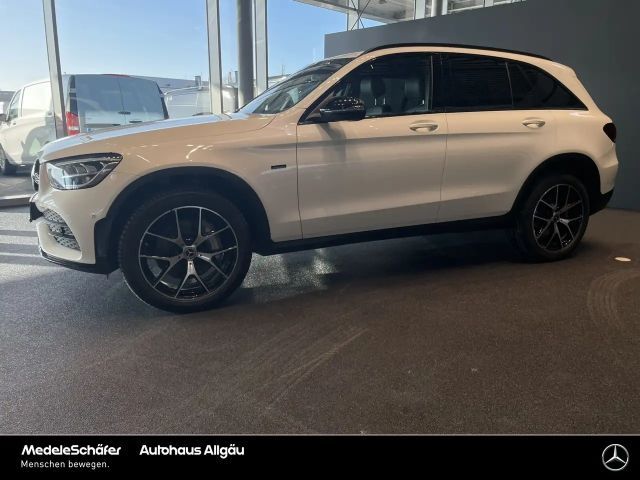 Mercedes-Benz GLC 300 4MATIC AMG Line