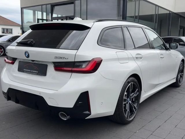 BMW 330 330e M-Sport Touring xDrive