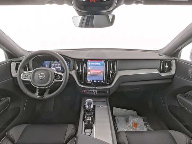 Volvo XC60 AWD Plus