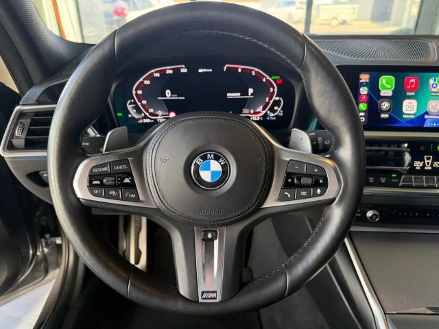 BMW 330 330e M-Sport xDrive