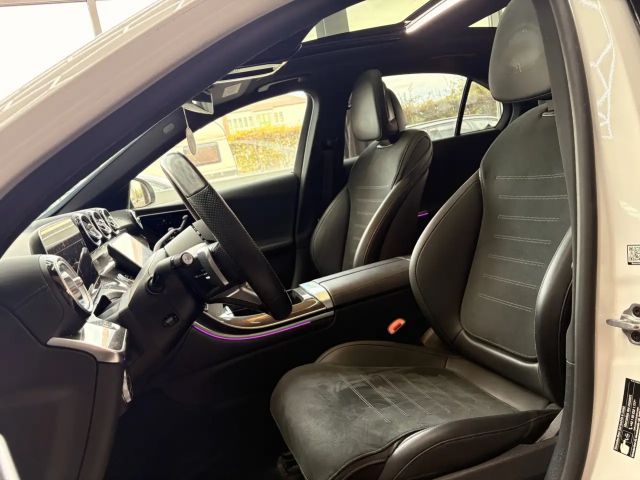 Mercedes-Benz C 220 AMG Line C 220 d Sedan