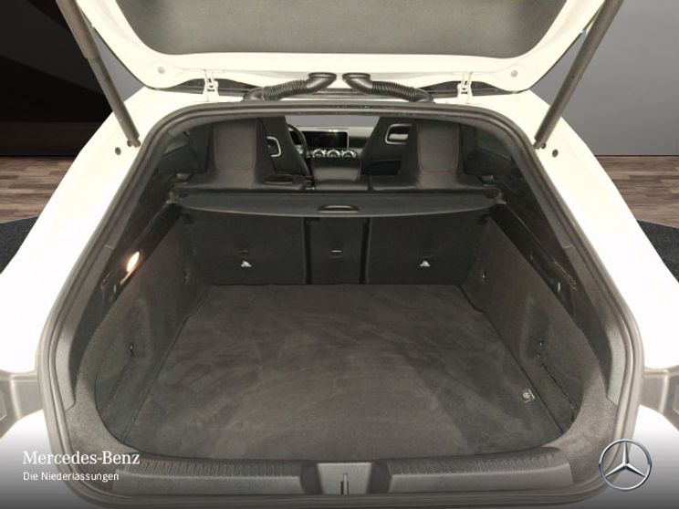 Mercedes-Benz CLA 200 Shooting Brake