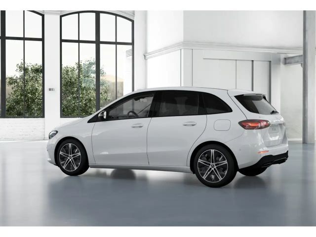 Mercedes-Benz B 180 Sedan