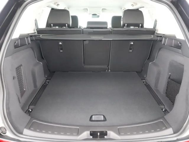 Land Rover Discovery Sport AWD SE