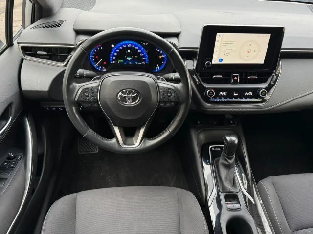 Toyota Corolla Hybride Team D