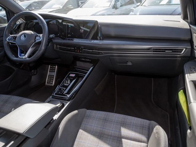 Volkswagen Golf GTE IQ.Drive Style