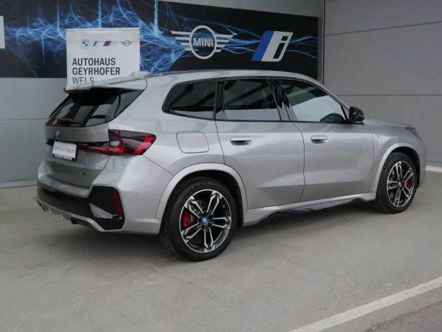 BMW iX1 xDrive30