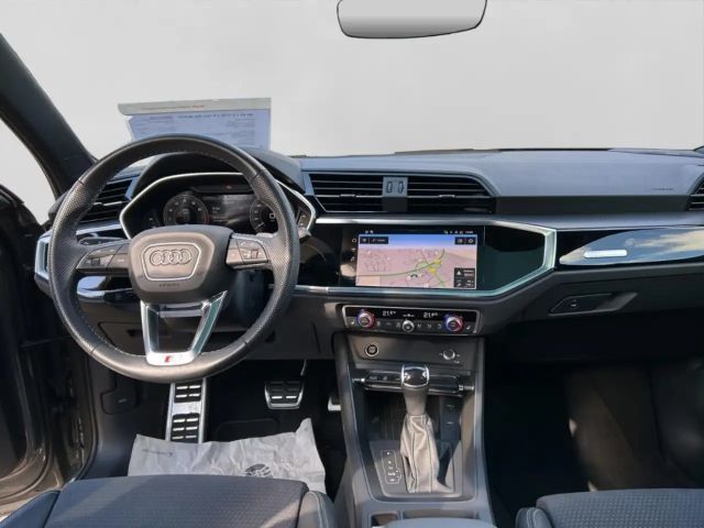 Audi Q3 1.4 TFSI Hybride S-Line