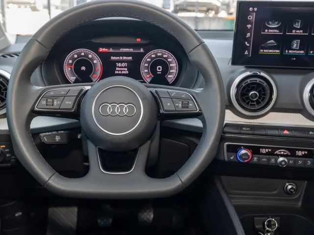 Audi Q2 30 TFSI S-Line