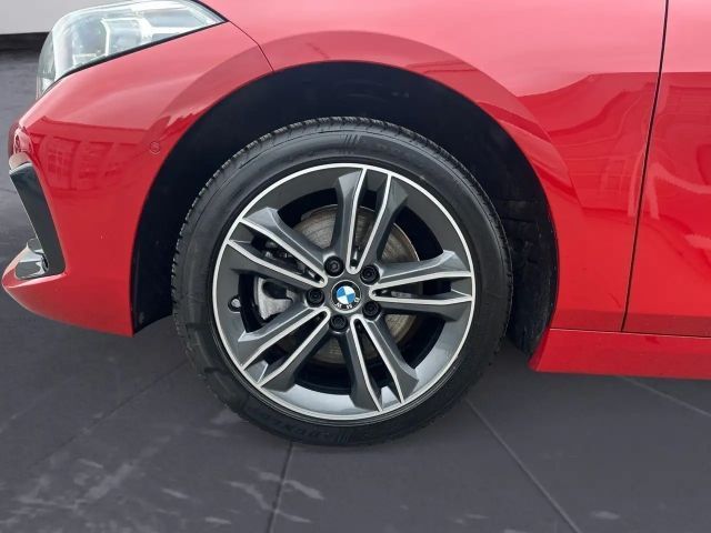 BMW 118 118d Sedan