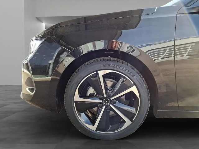 Opel Astra Edition Sports Tourer Turbo