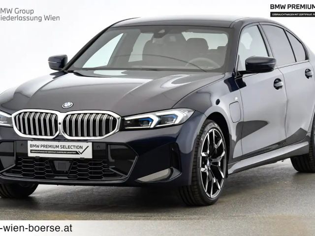 BMW 330 330e Sedan xDrive