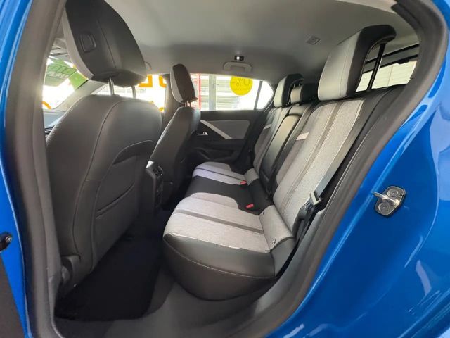 Opel Astra 1.2 Turbo