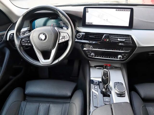 BMW 530 530e Touring xDrive
