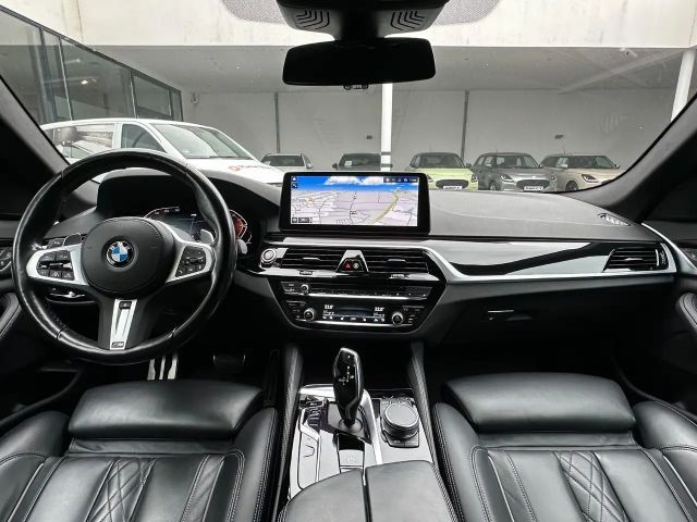 BMW 540 540d M-Sport Touring xDrive