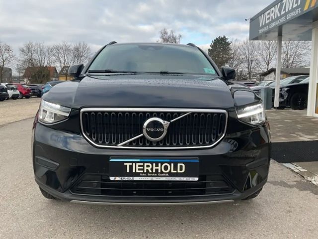 Volvo XC40 Core Momentum