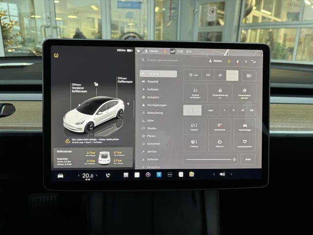 Tesla Model 3 RWD