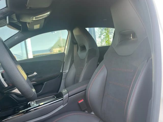 Mercedes-Benz A 180 AMG Line Hatchback