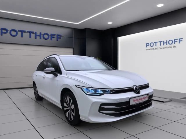 Volkswagen Golf 1.5 eTSI DSG Variant