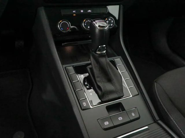 Skoda Superb 1.5 TSI Active Combi