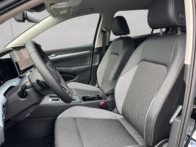 Volkswagen Golf 1.5 eTSI DSG Plus Variant