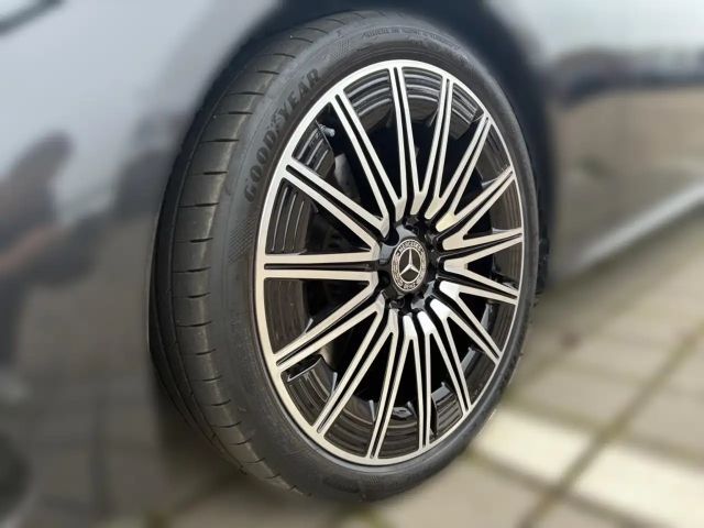 Mercedes-Benz CLE 300 4MATIC AMG Line Coupé