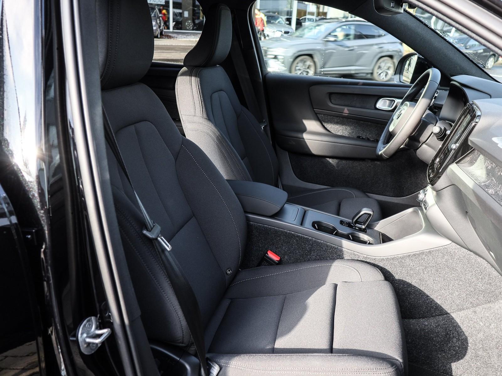 Volvo EX40 Extended range Plus Single motor