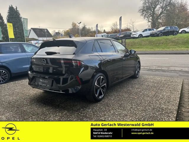 Opel Astra Elegance Hybrid Innovation