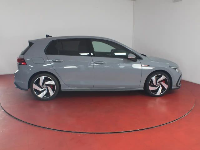 Volkswagen Golf 2.0 TSI DSG GTI
