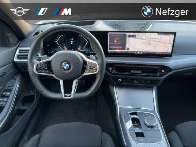 BMW 330 330d M-Sport Touring xDrive