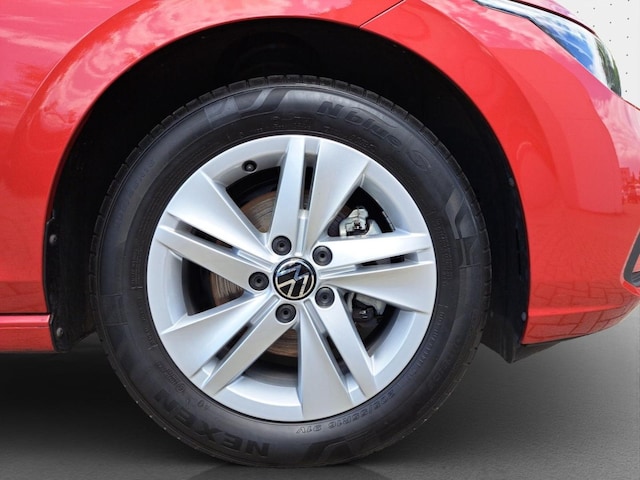 Volkswagen Golf 1.0 TSI Life Variant