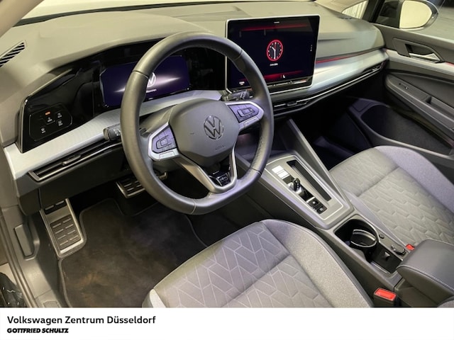 Volkswagen Golf 1.5 eTSI DSG