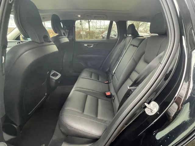 Volvo V60 Cross Country AWD Plus