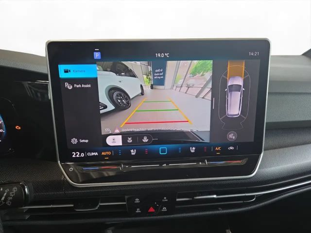 Volkswagen Golf DSG R-Line Variant