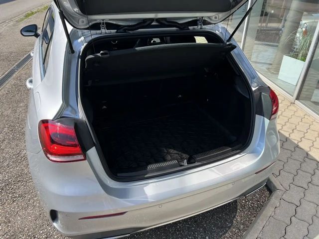 Mercedes-Benz A 180 °AMG-LINE° wenig Kilometer°