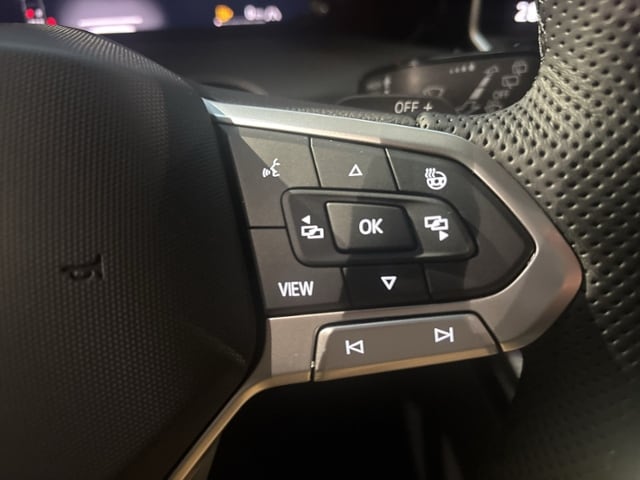 Volkswagen Golf 1.5 eTSI DSG Golf VIII