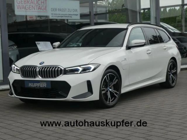 BMW 330 330e