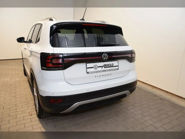 Volkswagen T-Cross Style